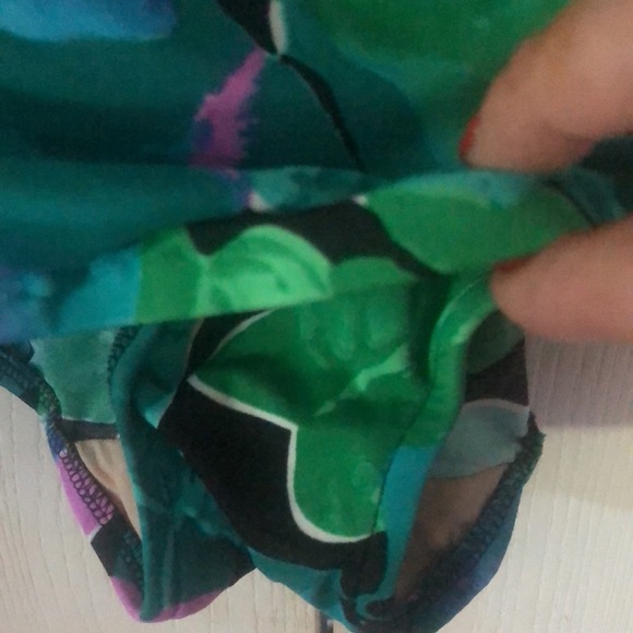 Woman’s vintage rare Y2k old stock green & purple floral one piece swimsuit - Picture 12 of 13